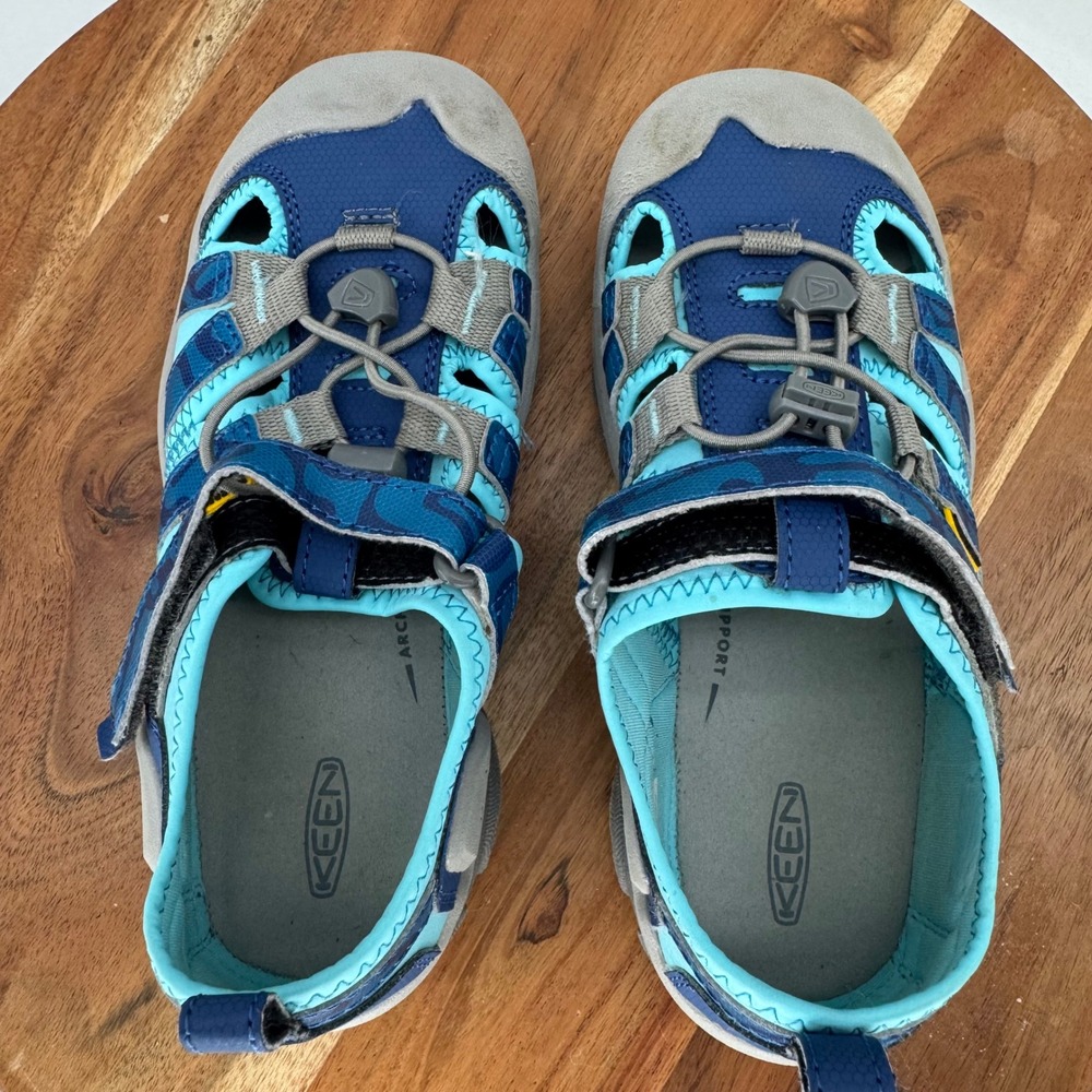 KEEN Washable Youth Size 2 Blue Gray‎ Water Hiking Shoes Durable Outdoors - Picture 4 of 10